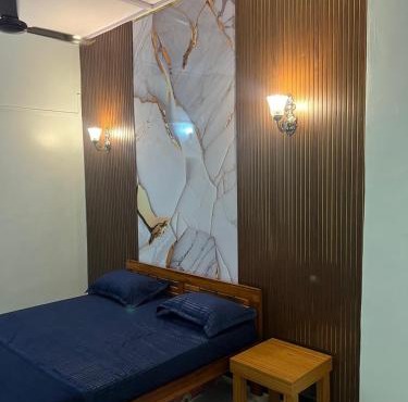 Dolphin House Beach Resort