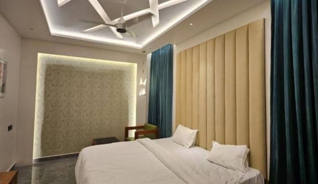 Double Suite #1