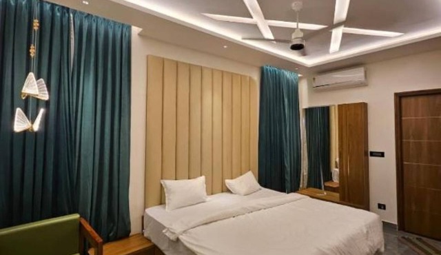 Double Suite #3
