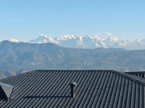 Durga Vihar, A Family Cottage with Himalayan Views