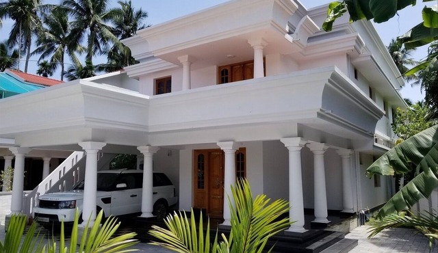 Dvārakā: Luxury Villas of Guruvayur