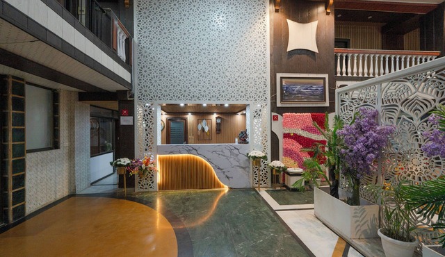 Dynasty Resort