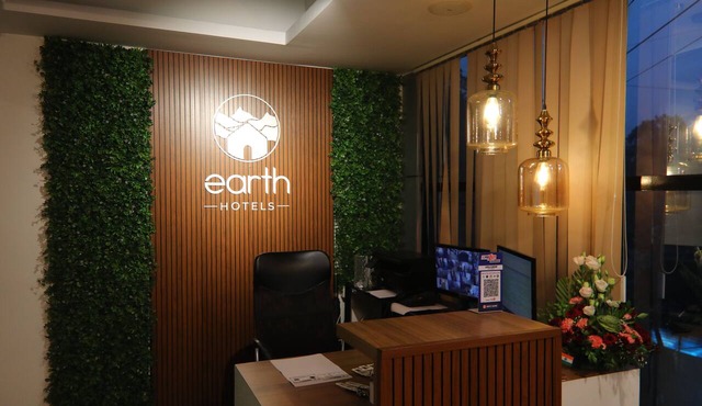 Earth Hotels Domlur