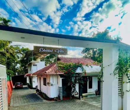 Edakkal Pool Villa