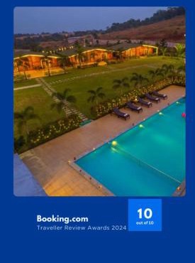 EKOSTAY Luxe - Woodstock Villa I 2 Acre Property I Cricket Turf I Party Friendly