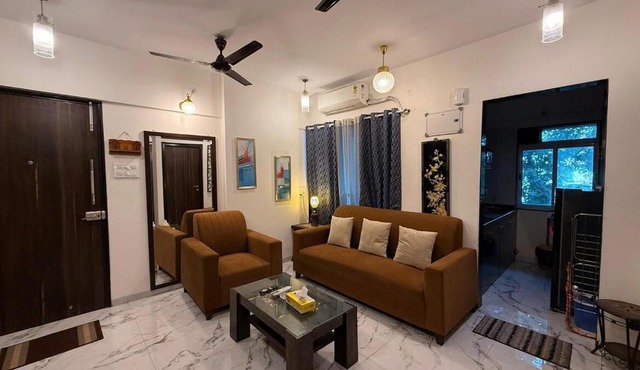 Elegant 1BHK at Bandra W Close to Lilavati hospital 304