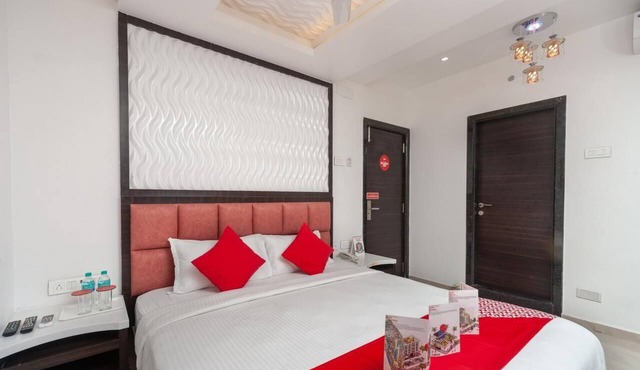 Elegant and spacious rooms stay in Triplicane