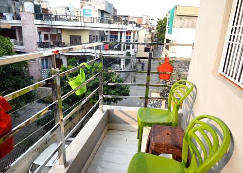 Elegant Luxury 2BHK Apartment with Balcony in Varanasi