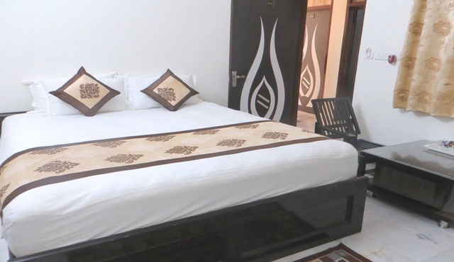 Elegantly furnished private room