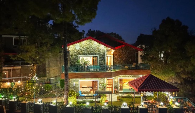 ELIVAAS Aaram Bagh Pet-friendly Villa With Views and Terrace Sit-Out