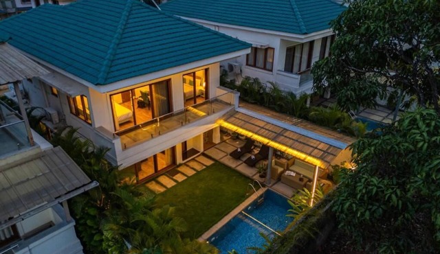 ELIVAAS Azalea 3 BHK with Pvt Pool