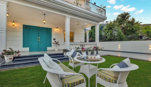 ELIVAAS Kimadi House 4 BHK With Pool