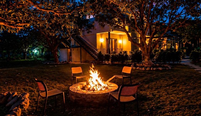 ELIVAAS Signature Sylvaara Suites Jim Corbett in Belparāo
