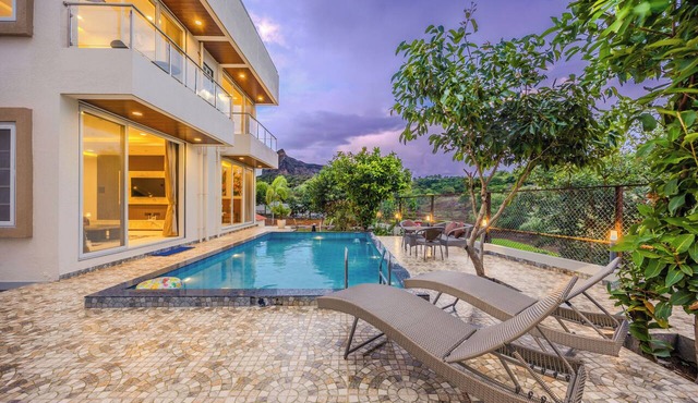 ELIVAAS SK Villa 4BHK Hideaway with Pool