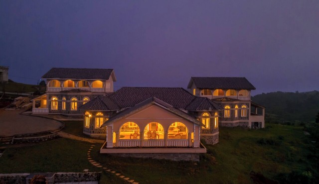 Emerald Stays Ooty by VOYE HOMES