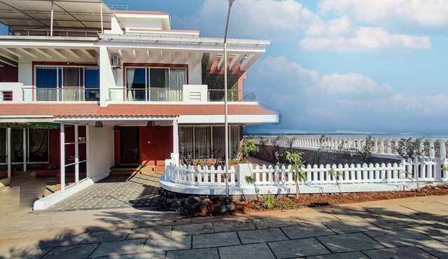 Eminent Pool Villa - 4 BHK Lonavala