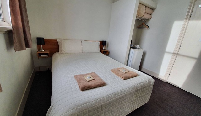 Empire Hotel Goulburn in Goulburn