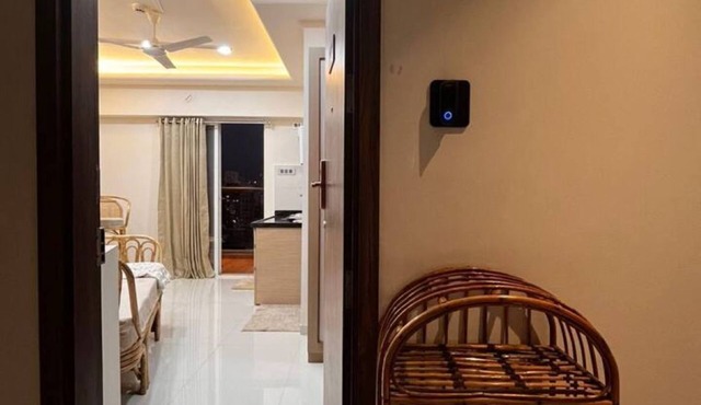 Enjoyable 1-bedroom apartment in quaint Pune neighborhood