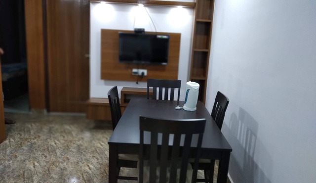 Entire 3-bedroom apartment near Vaishali Metro Station