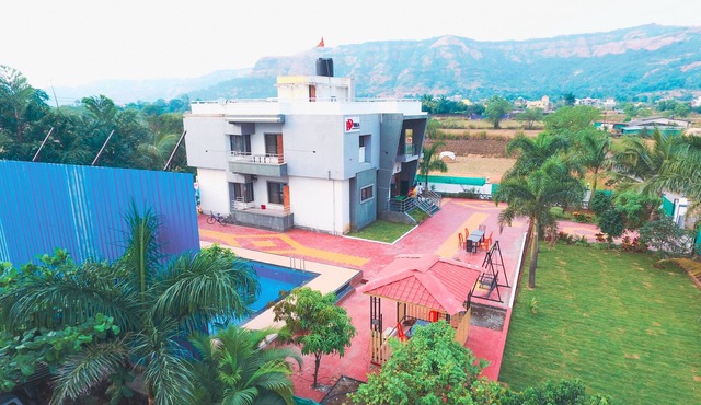 Entire Villa in Lonavala! DD Mountain View Villa.