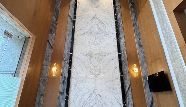 Esquire Hotel Mumbai