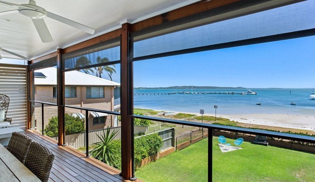 Exclusive beachfront holiday house