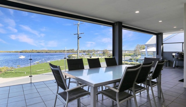 Expansive Myall River Views in Hawks Nest