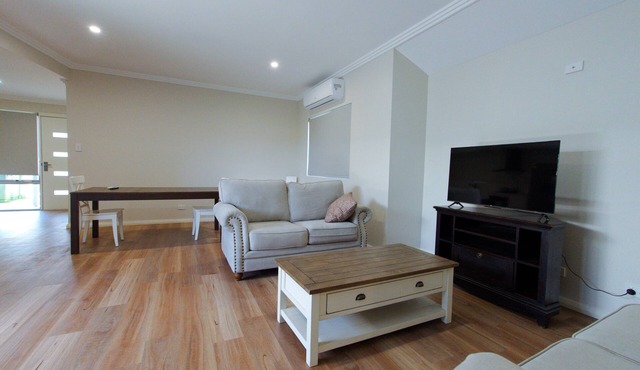 Explore the great South West in comfort. in South Bunbury