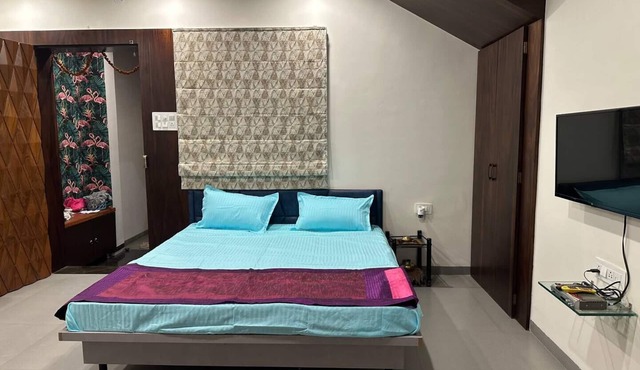 Exquisite 1BR in a villa with private kitchen