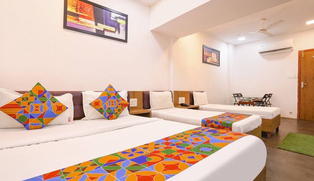 FabHotel Aksa Inn