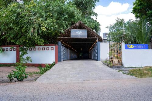 FabHotel Bella Vagues - 700M from Kovalam Beach