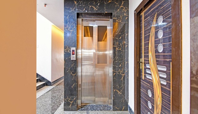 Fabhotel Bn Palace