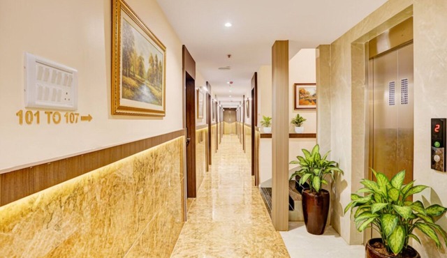 Fabhotel Casa Royal Residency