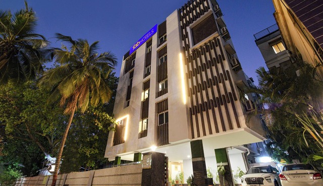 Fabhotel Cinco Primera Nr LV Prasad, Banjara Hills