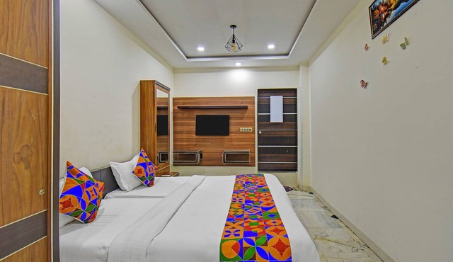 FabHotel Classic Square I in Pune