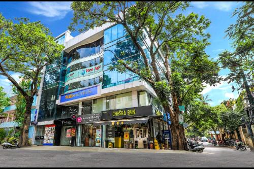 FabHotel Crown Heights - Nr Koramangala Club