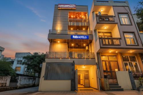 FabHotel F-Aloyd Lajpat Nagar