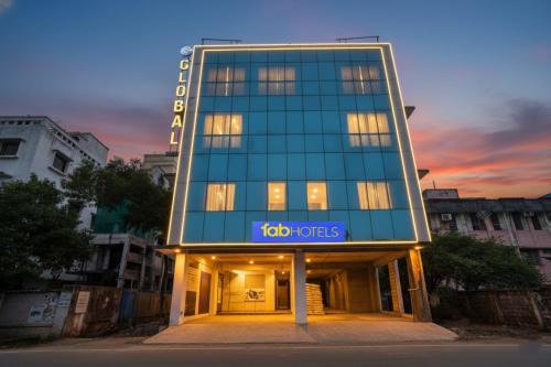 FabHotel Global Spaces - Nr NESCO Exhibition Center
