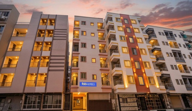 Fabhotel Golden Eagle Executive