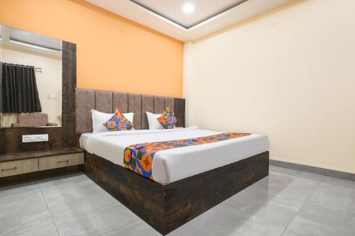 FabHotel Kavish Villa