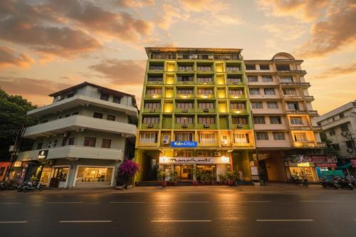 Fabhotel Manoshanti - Nr Big Daddy Casino