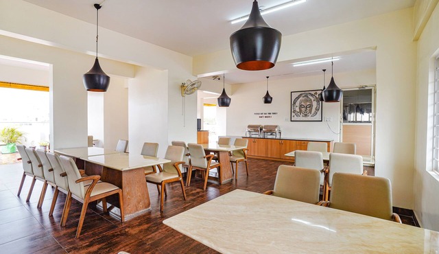 Fabhotel Northern Suites