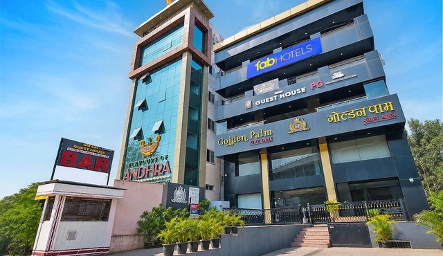 Fabhotel Om Sai