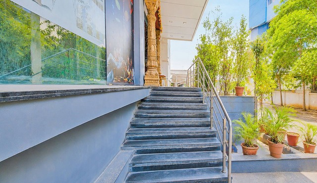 FabHotel Prime Surabhi Elite - Nr. Ozone Hospital, Victoria Memorial Metro Station, Kothapet