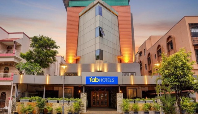 FabHotel Ratna Regency