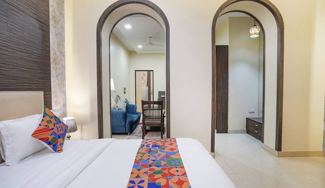Fabhotel Rivlet Premium