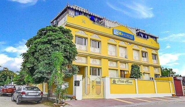 FabHotel Sahib's Nobel