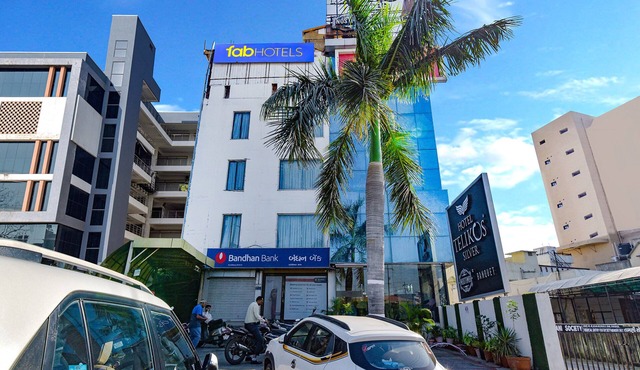 FabHotel Teliko Silver