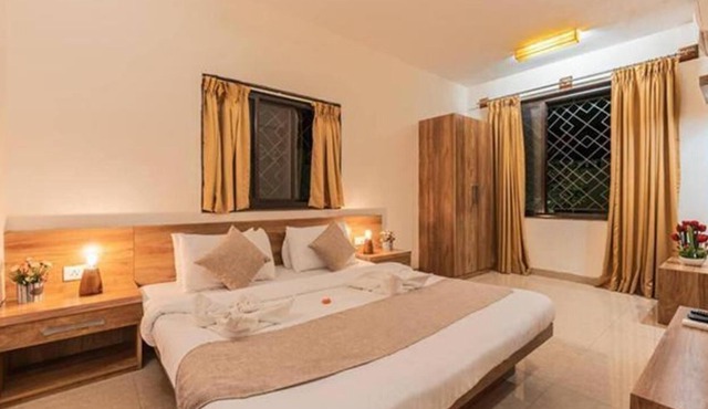 FabHotel Vihasta Gold Nest