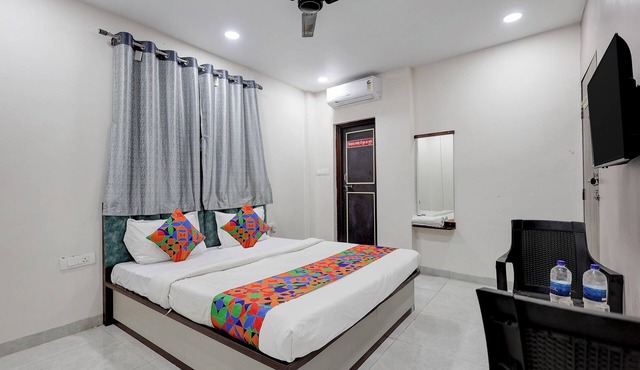 Fabhotel Welcome Inn Besa